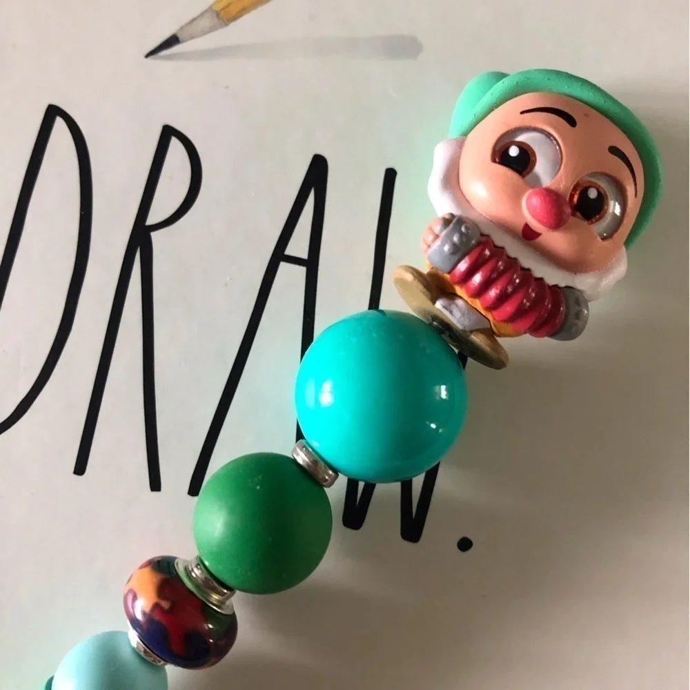 Disney Doorables: Snow White & The Seven Dwarfs: Bashful handmade beaded pen